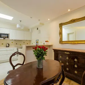 Apartament Shortstaypoland Nowy Swiat B99, Warszawa